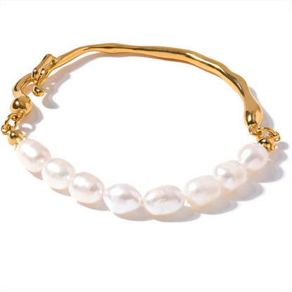 Purity Pearls Bracelet