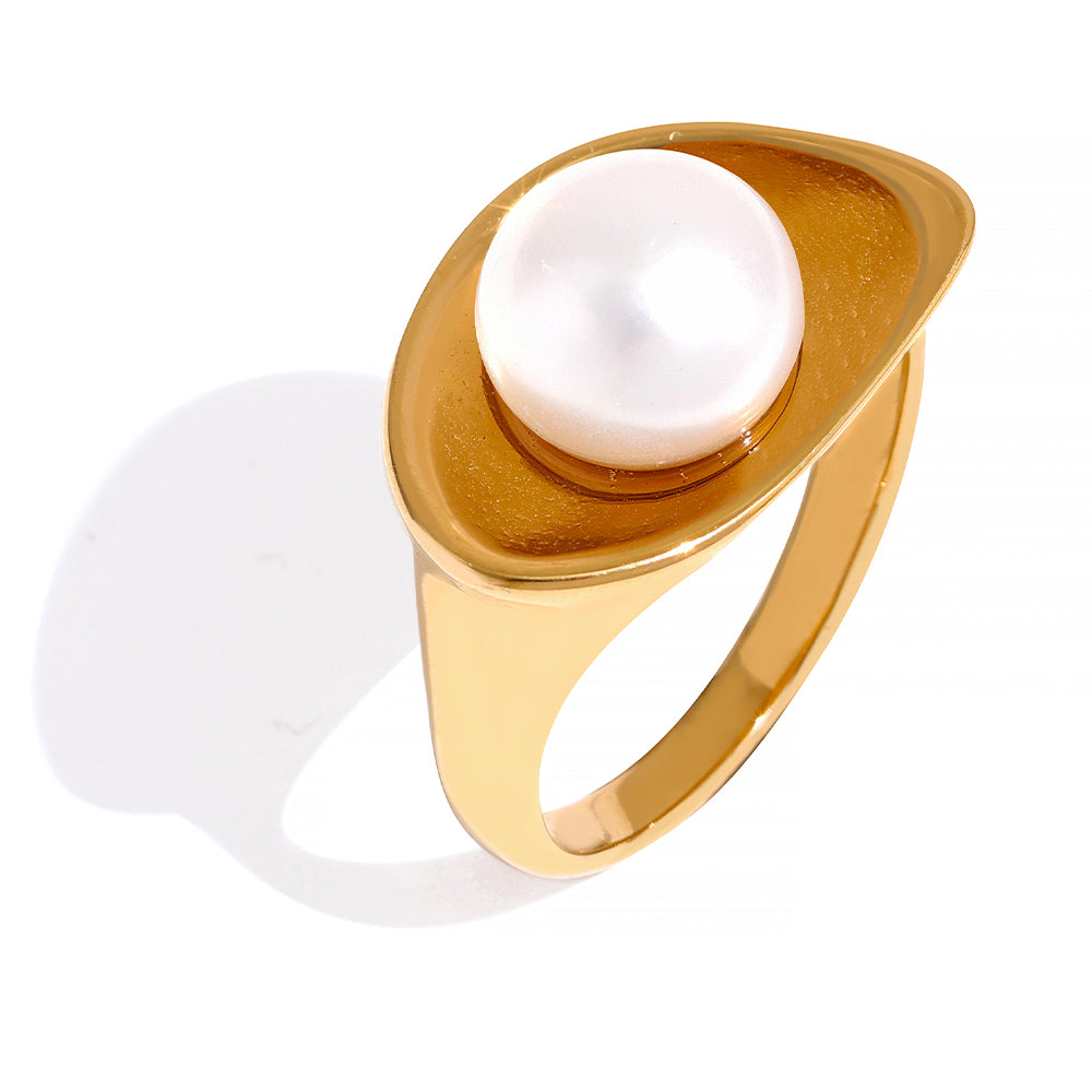 Purity Pearl Ring