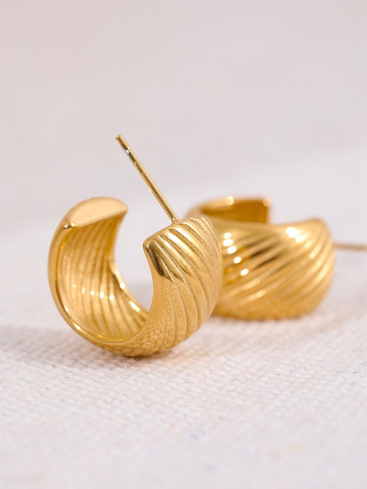 Oddara Minimalist Earrings