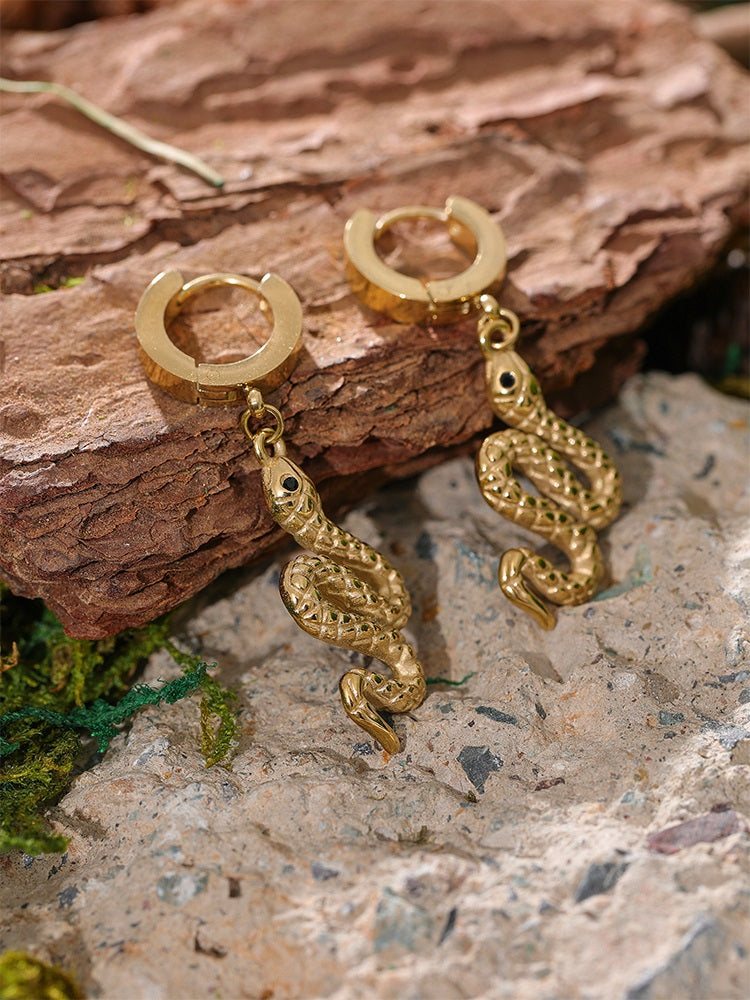 Zestara Snake Earrings