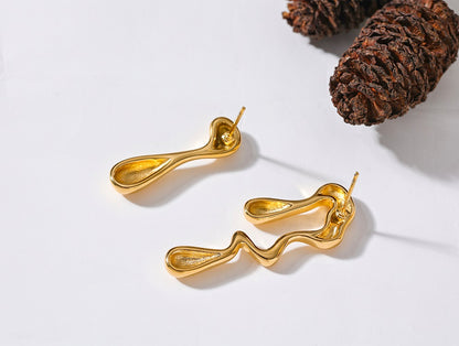 Paragona Asymmetry Earrings