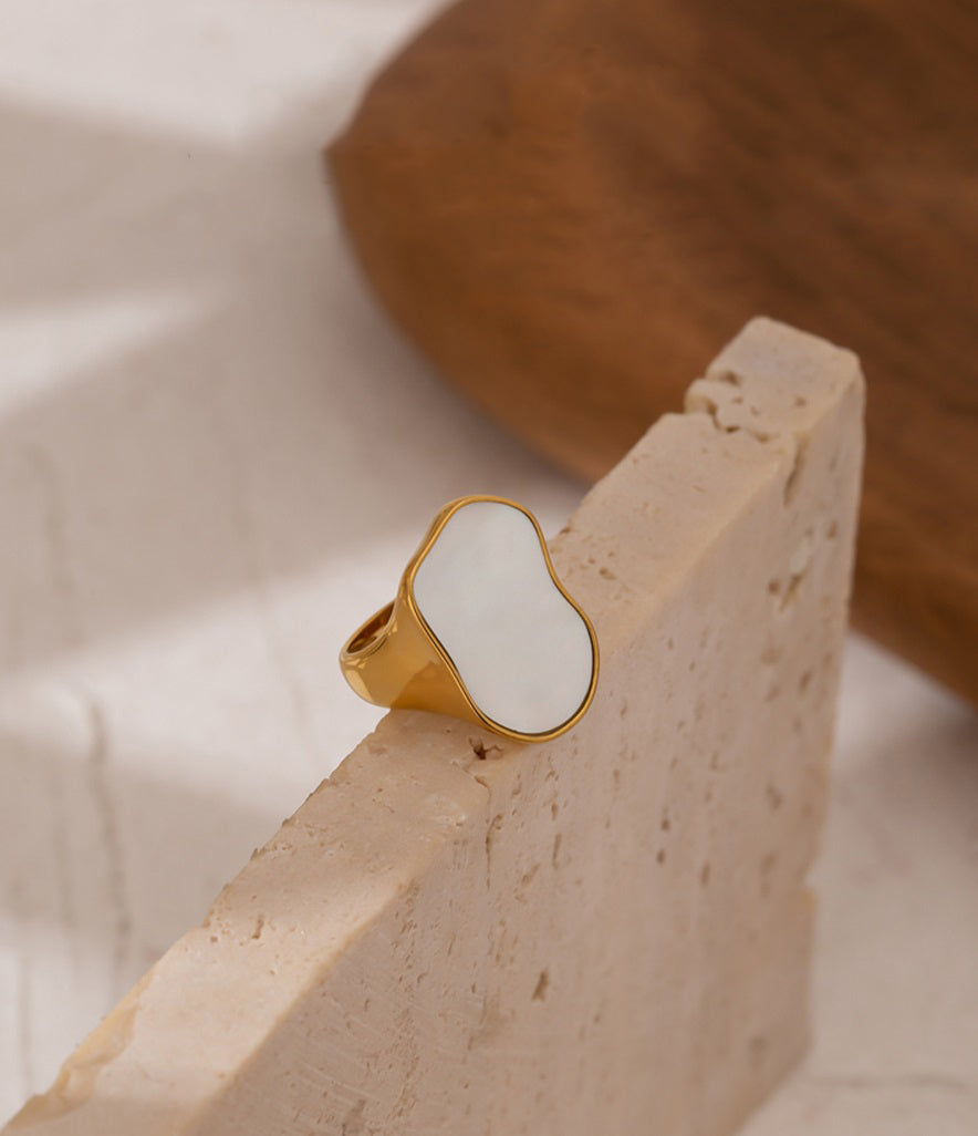 Serenity Natural Shell Ring