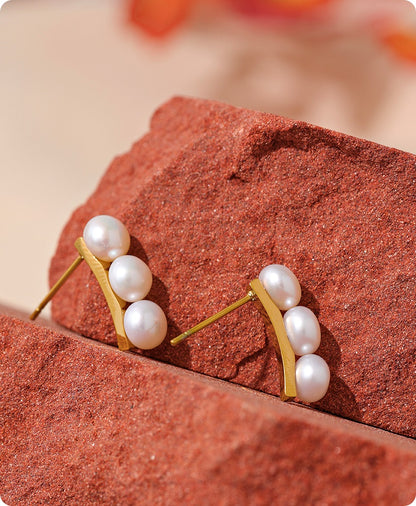 Purity Pearl Earrings